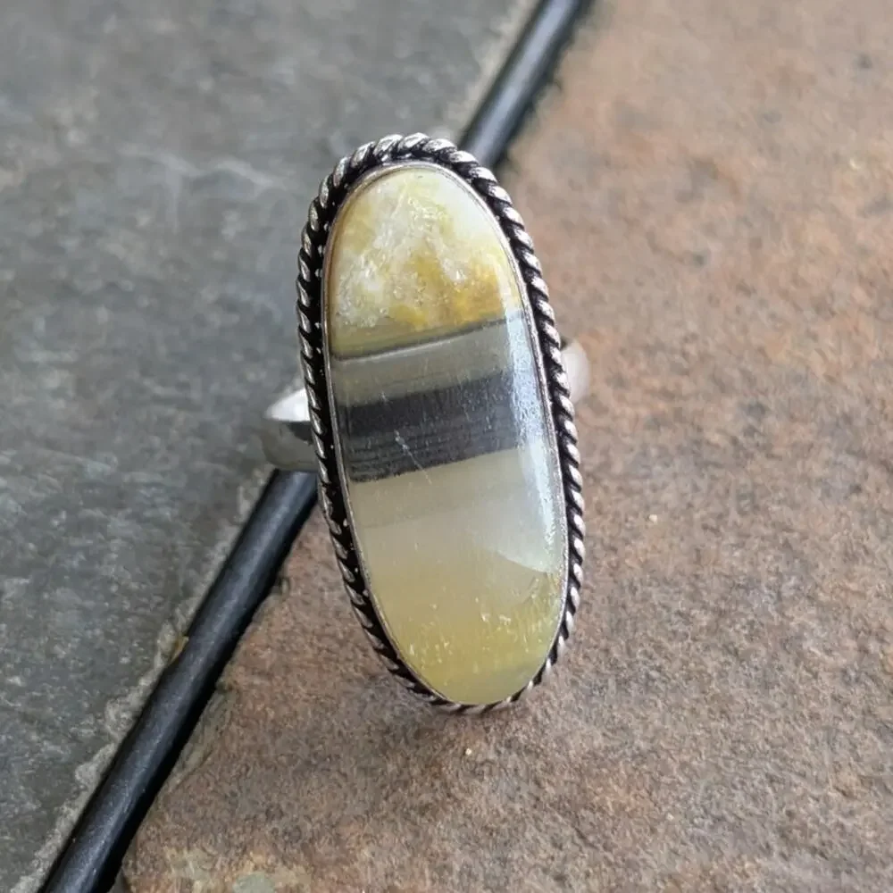 Vintage cream yellow